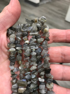 LABRADORITE CHIPS