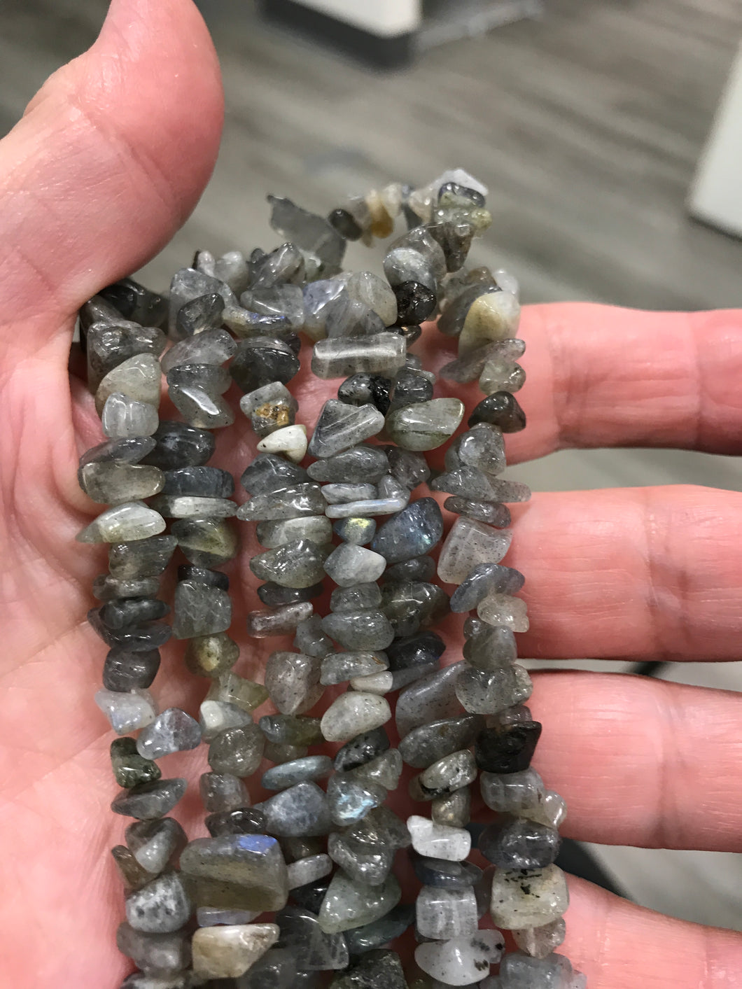 LABRADORITE CHIPS