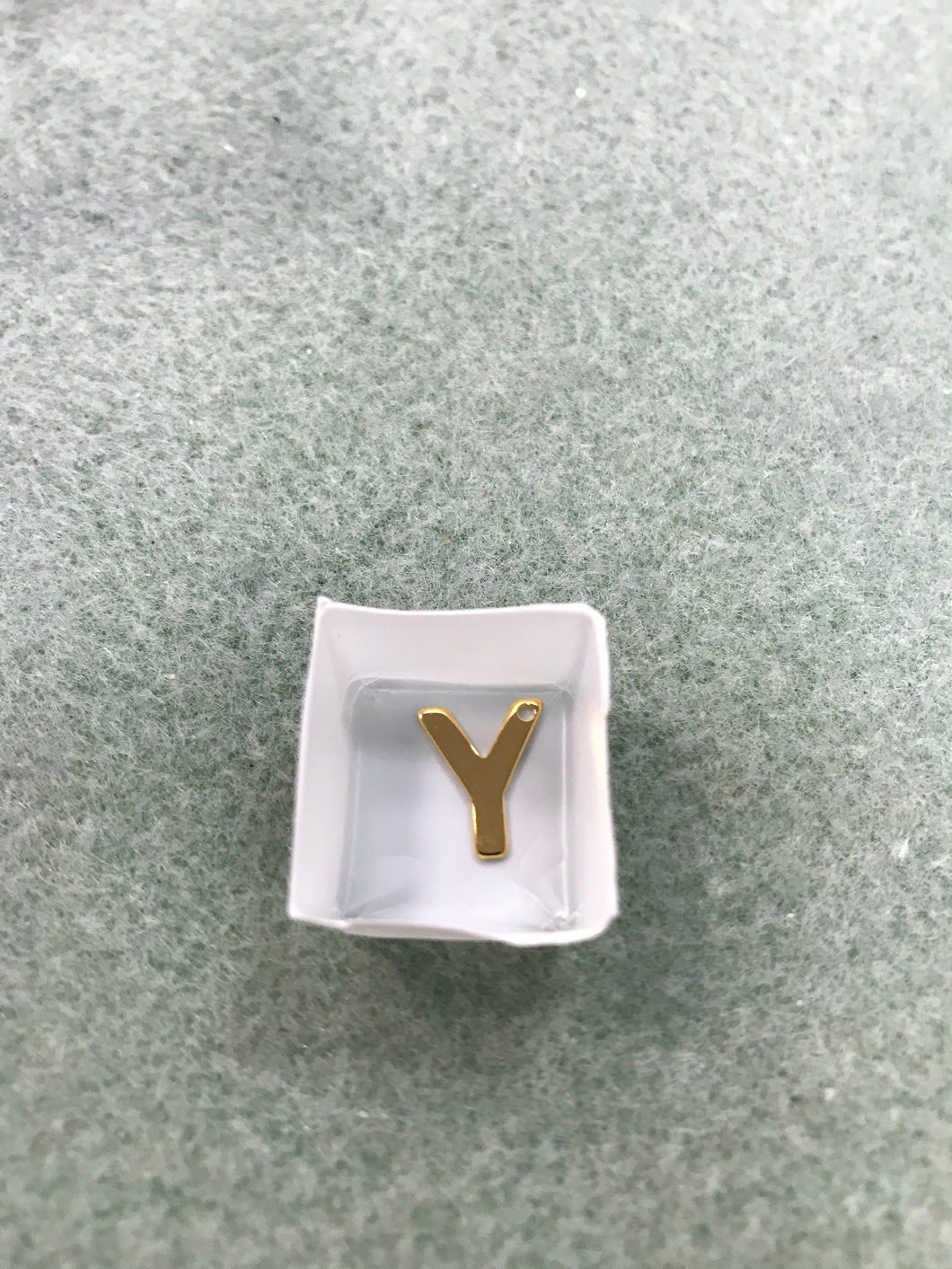 304 STAINLESS CHARM 'Y'
