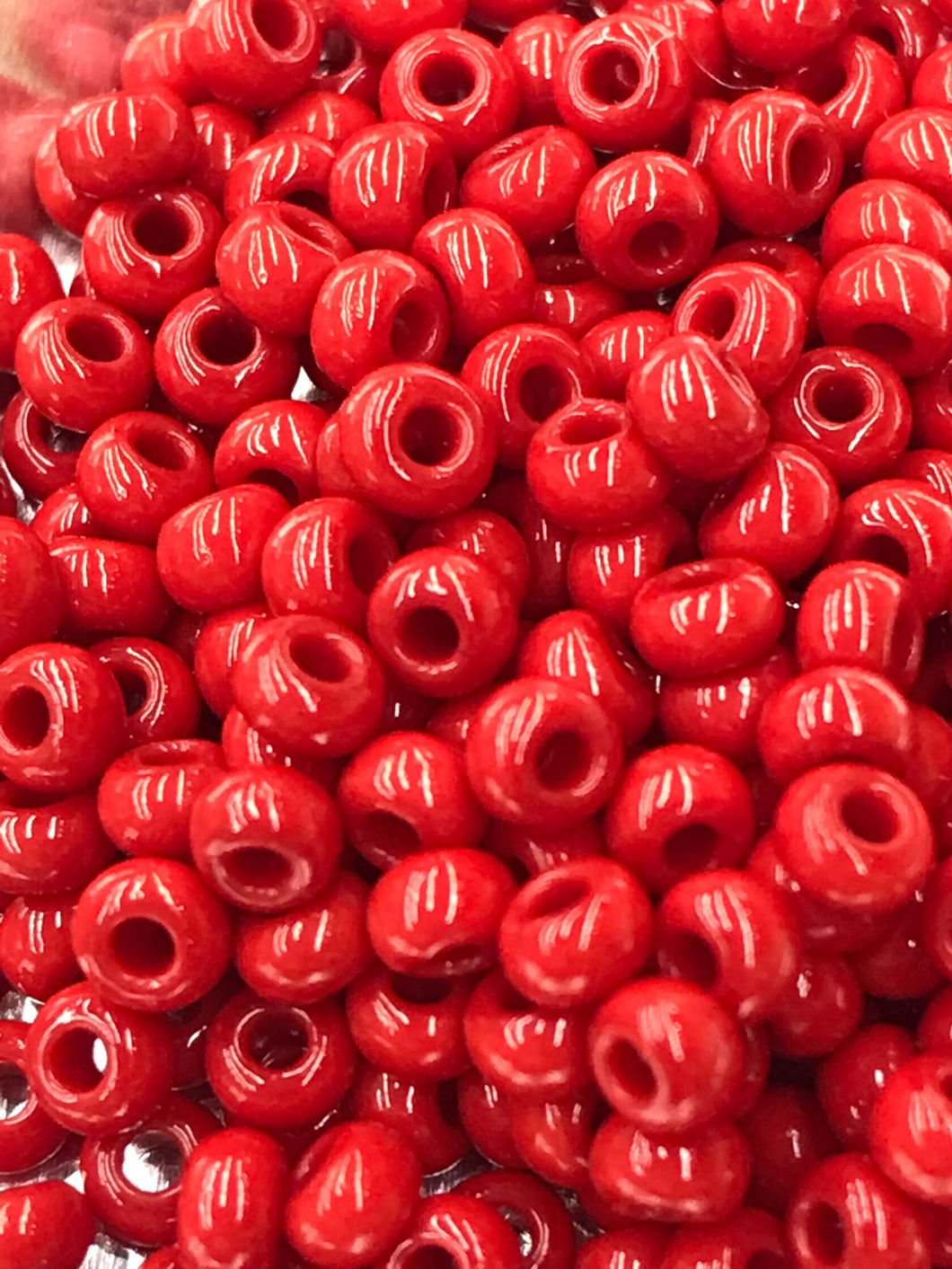 CZECH SEED BEAD 8/0 OP MED RED