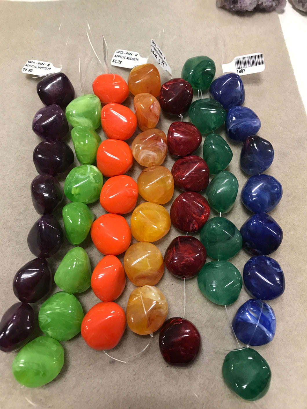 ACRYLIC NUGGETS