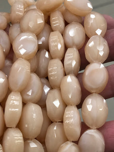 PEARL LUSTER GLASS OVAL 16X12X7MM