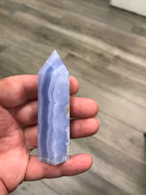 Load image into Gallery viewer, BLUE LACE AGATE POINT
