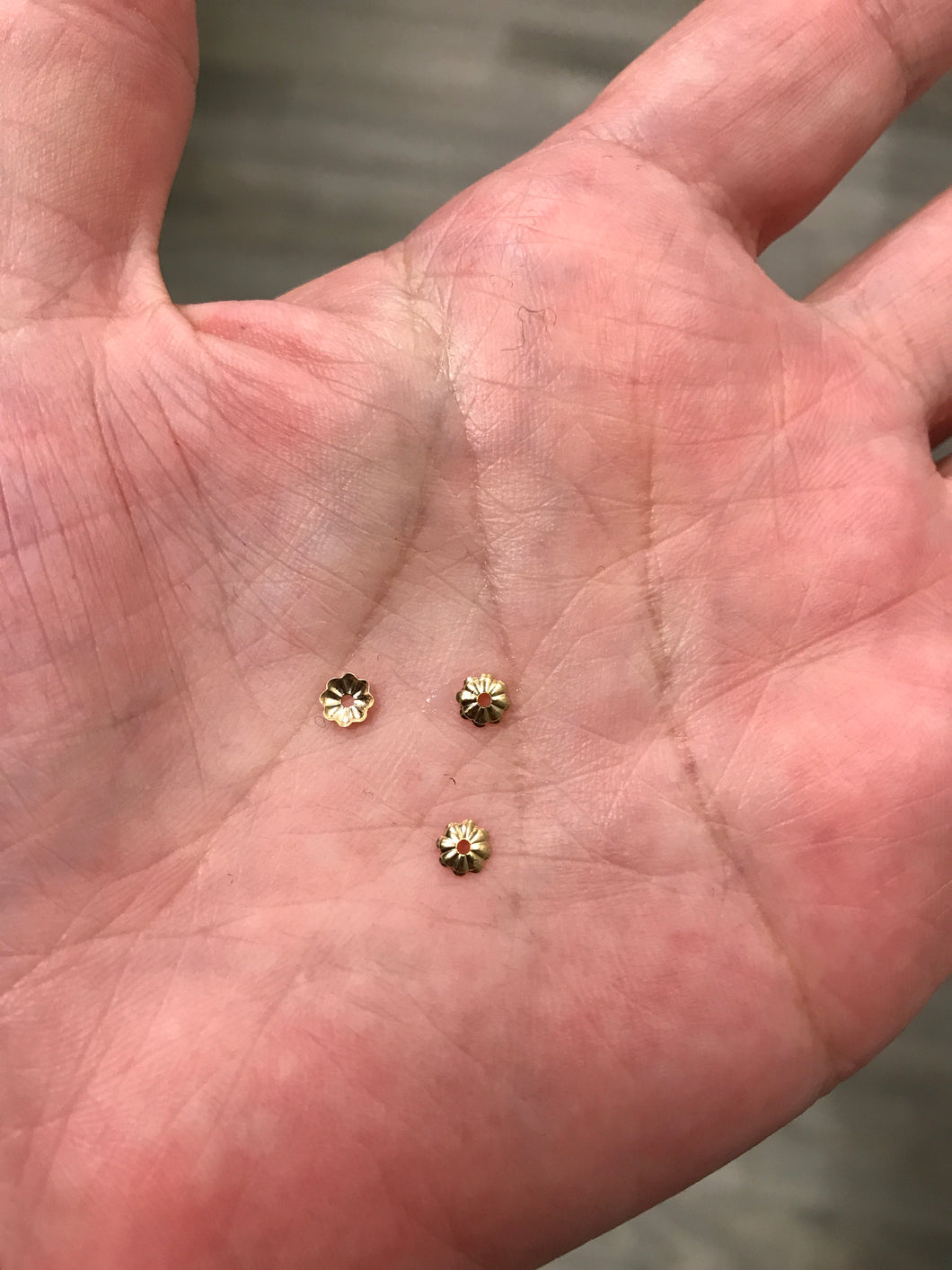 BEAD CAP FLOWER