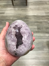 Load image into Gallery viewer, AMETHYST EGG IN AGATE
