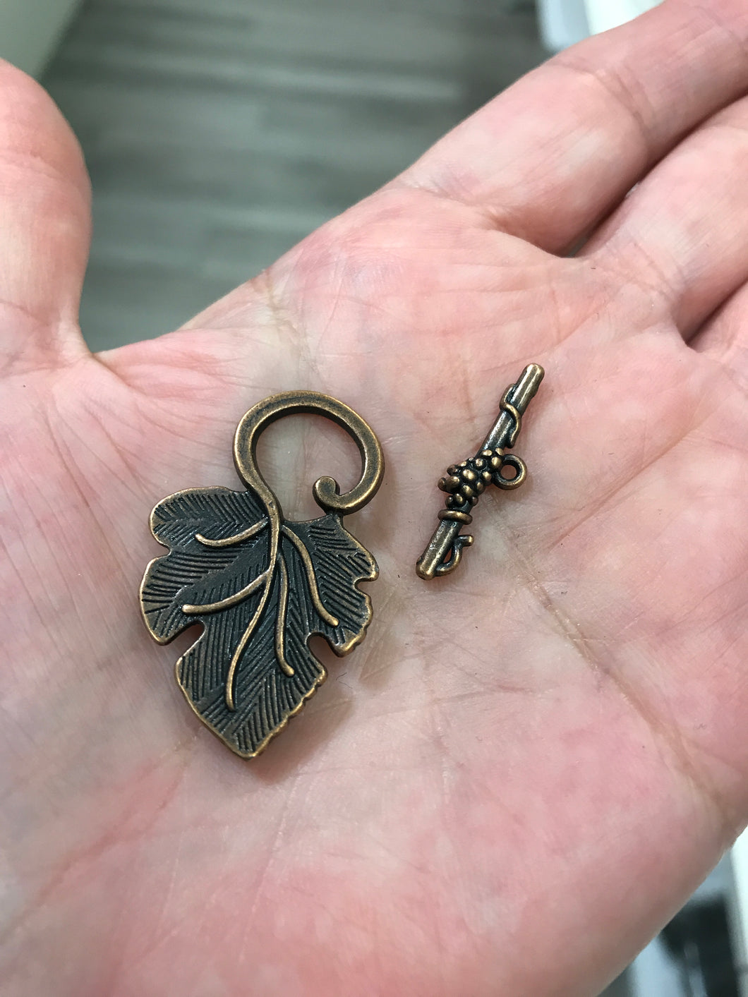 TOGGLE CLASP RED COPPER