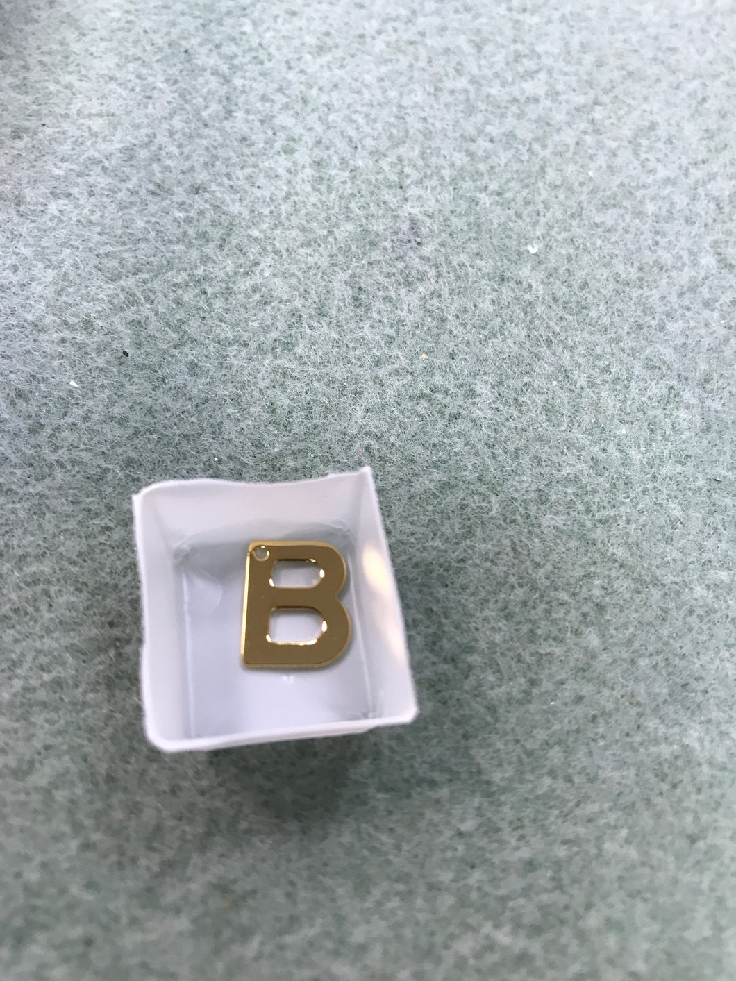 304 STAINLESS CHARM 'B'