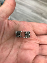 Load image into Gallery viewer, MAGNETIC CLASP DELICA ANT. SILVER
