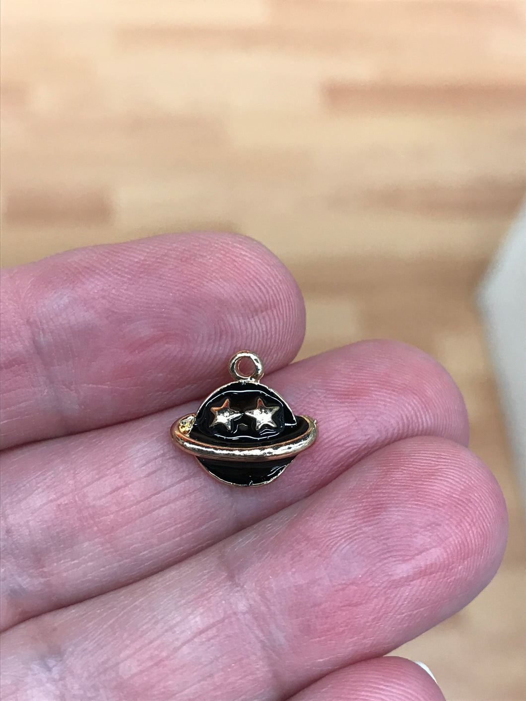 SATURN CHARM