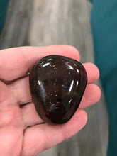 Load image into Gallery viewer, SMOKY QUARTZ GALLET/PALM STONE
