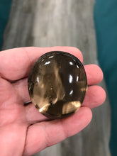 Load image into Gallery viewer, SMOKY QUARTZ GALLET/PALM STONE
