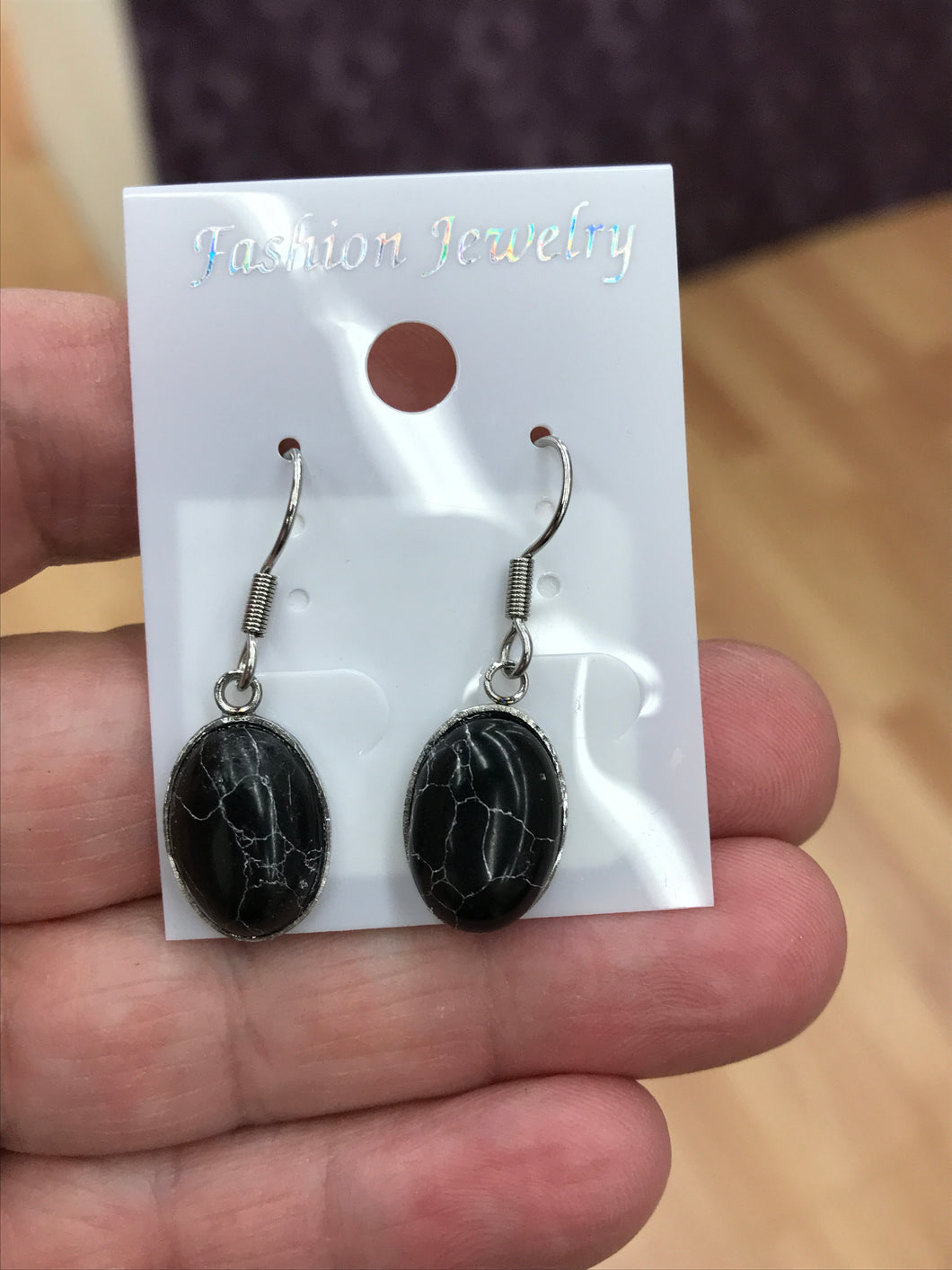 BLACK CRACKLE EARRINGS