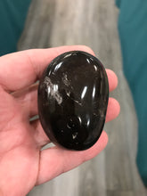 Load image into Gallery viewer, SMOKY QUARTZ GALLET/PALM STONE
