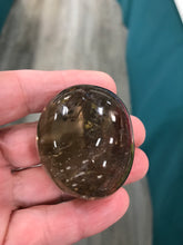 Load image into Gallery viewer, SMOKY QUARTZ GALLET/PALM STONE
