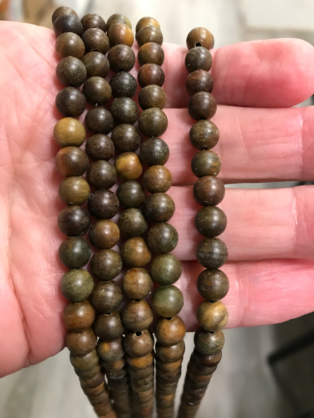 SANDALWOOD OLIVE 6MM