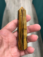 Load image into Gallery viewer, TIGER EYE POINT

