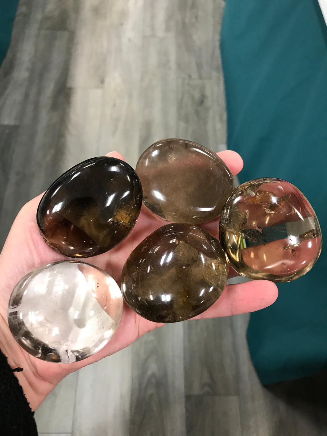 SMOKY QUARTZ GALLET/PALM STONE