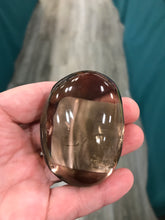 Load image into Gallery viewer, SMOKY QUARTZ GALLET/PALM STONE
