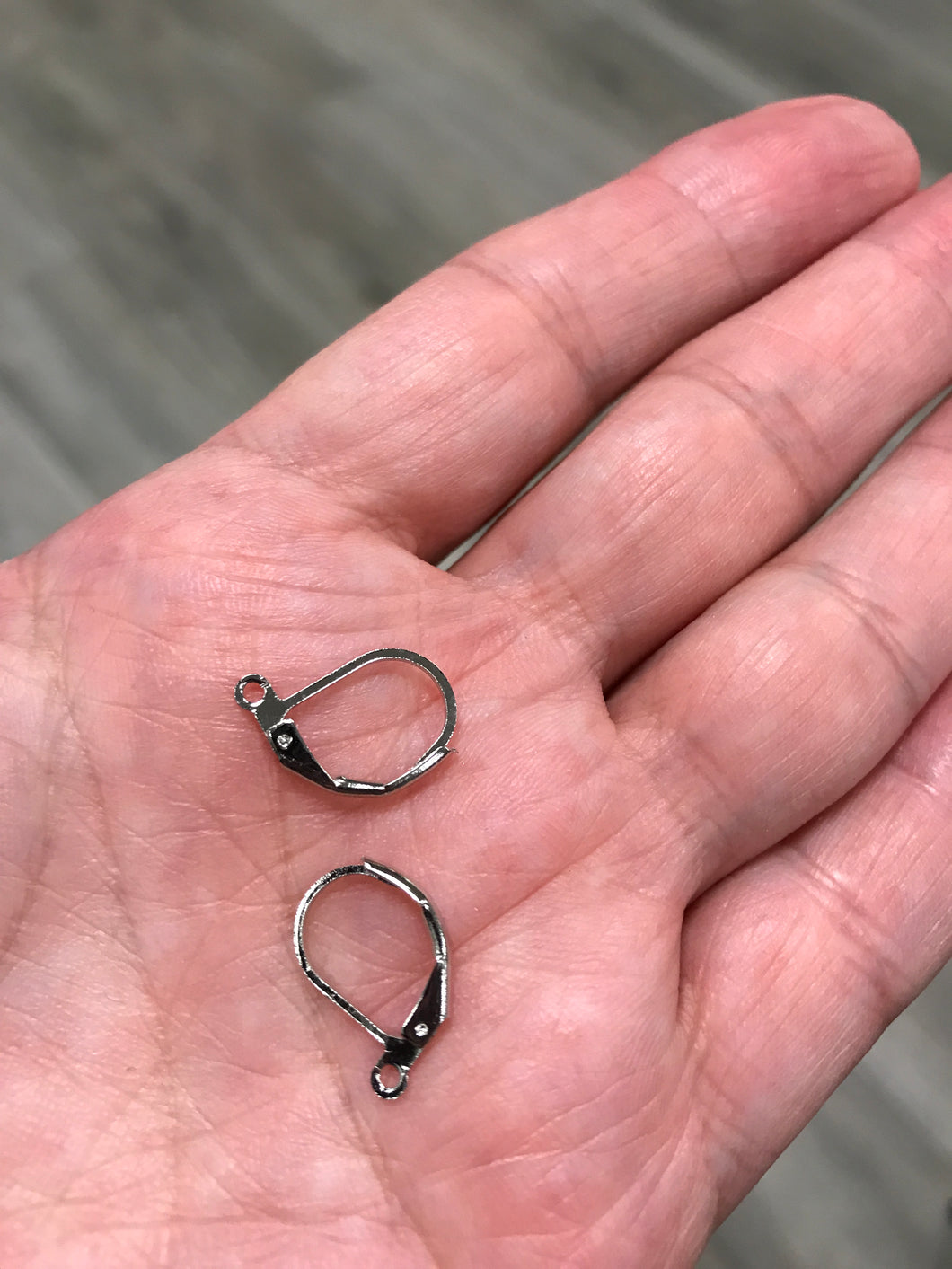 BRASS LEVERBACK EARRING
