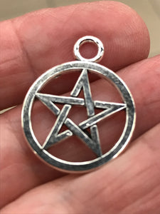 PENTAGRAM PENDANT
