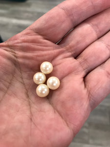 ONE HOLE PEARL IVORY