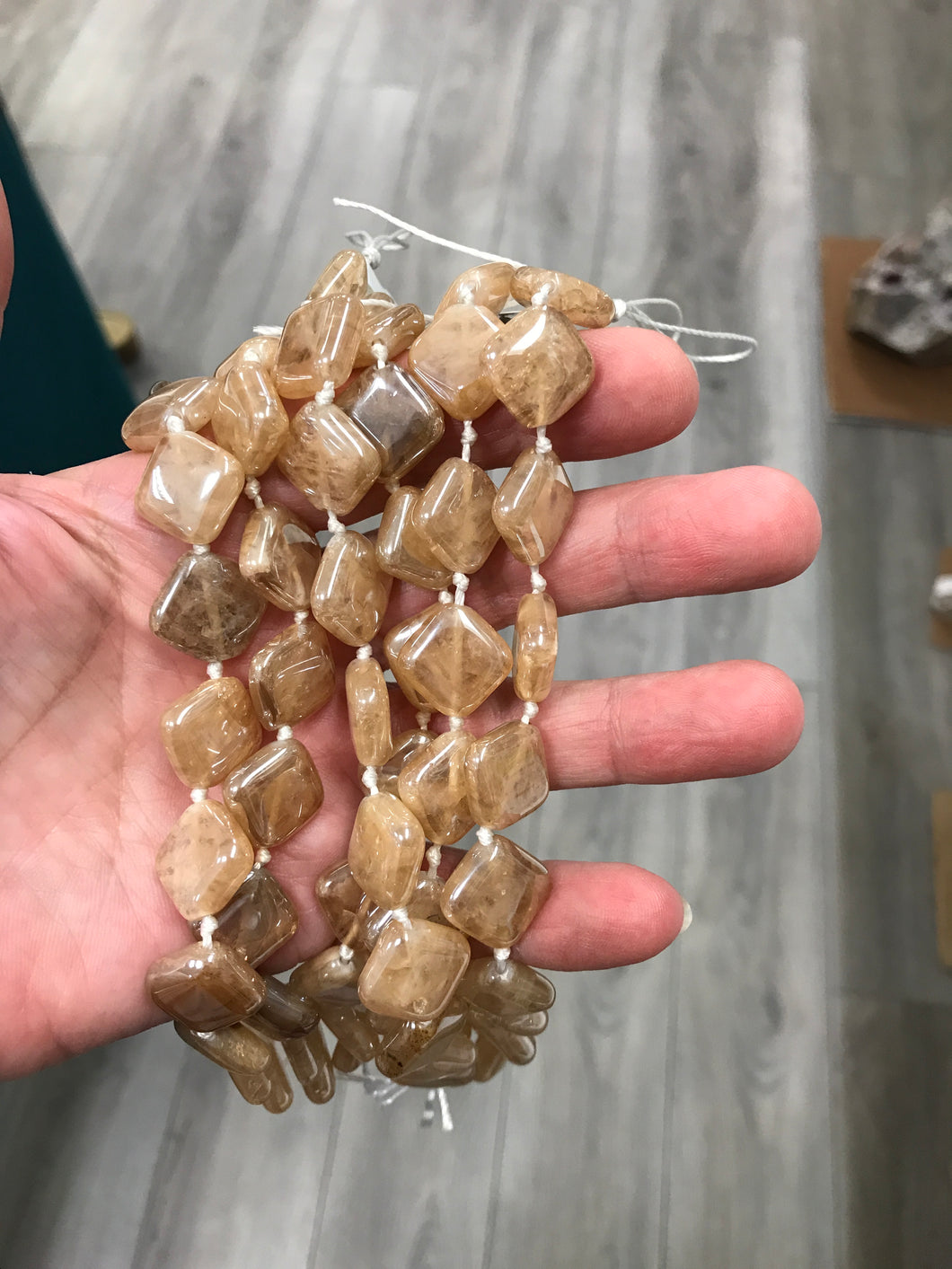 ELECTROPLATED AGATE RHOMBUS