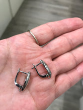 Load image into Gallery viewer, BRASS HOOP EARRING
