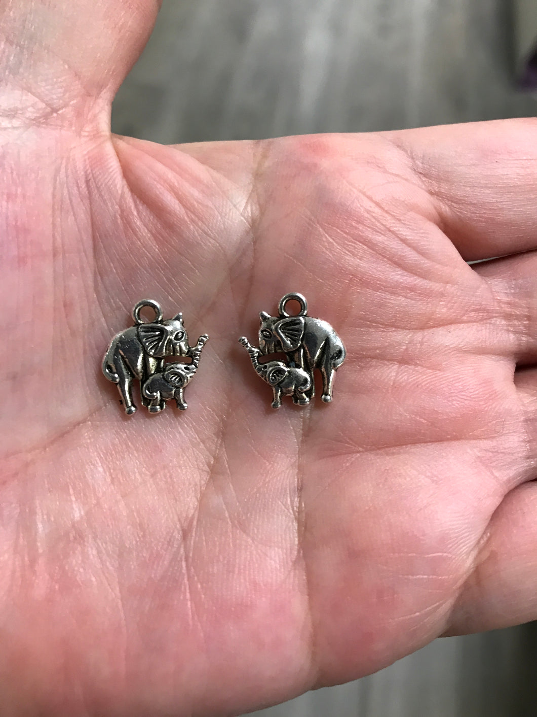 MOTHER/BABY ELEPHANT CHARM