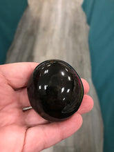 Load image into Gallery viewer, SMOKY QUARTZ GALLET/PALM STONE
