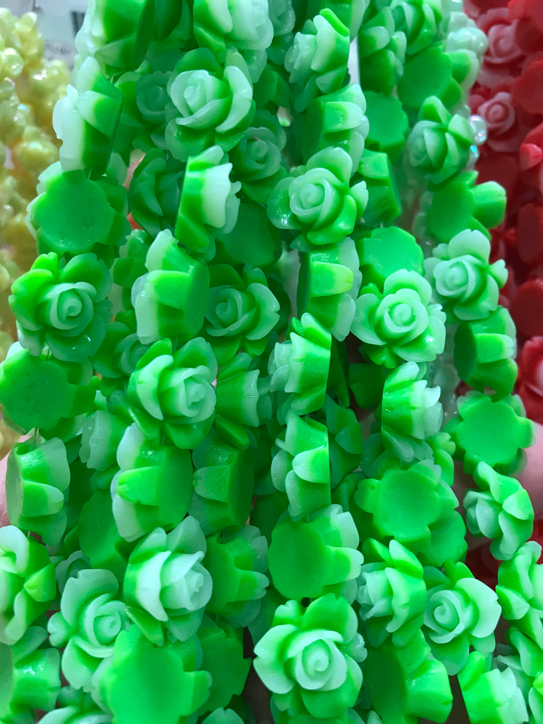 RESIN FLOWER BEAD