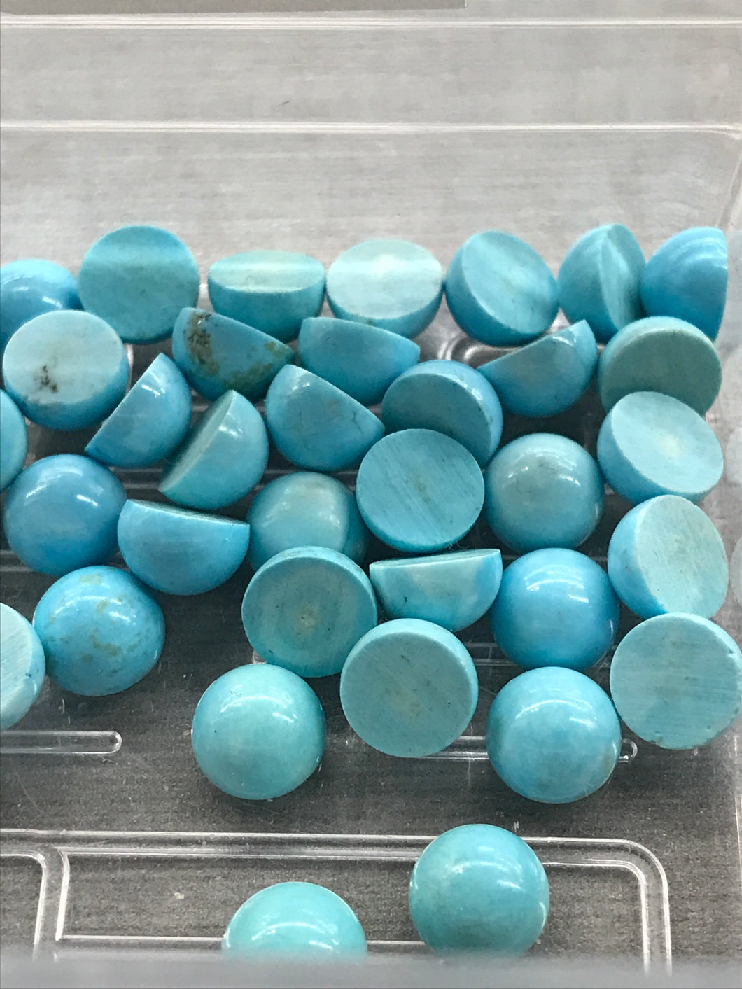 TURQUOISE CABOCHON 8MM