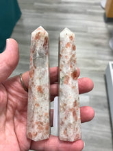 Load image into Gallery viewer, PEACH MOONSTONE POINT
