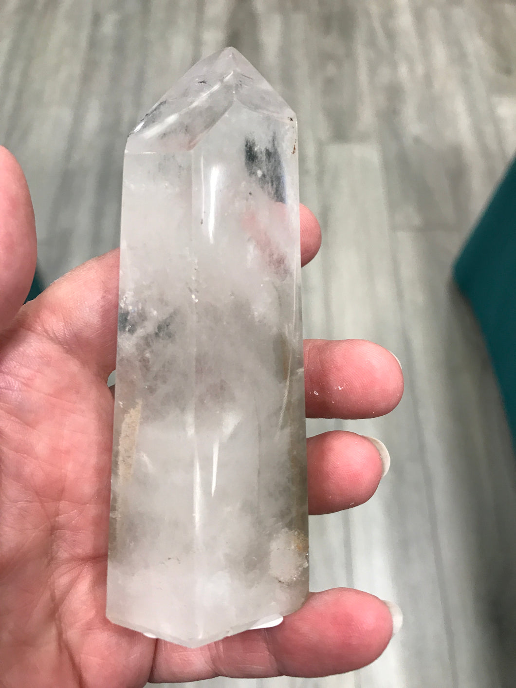 CLEAR QUARTZ POINT