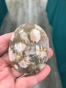 AGATE CORAL FLOWER GALLET/PALM STONE