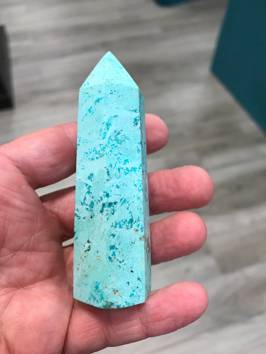 TURQUOISE POINT