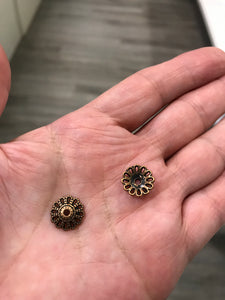 FLOWER BEAD CAP