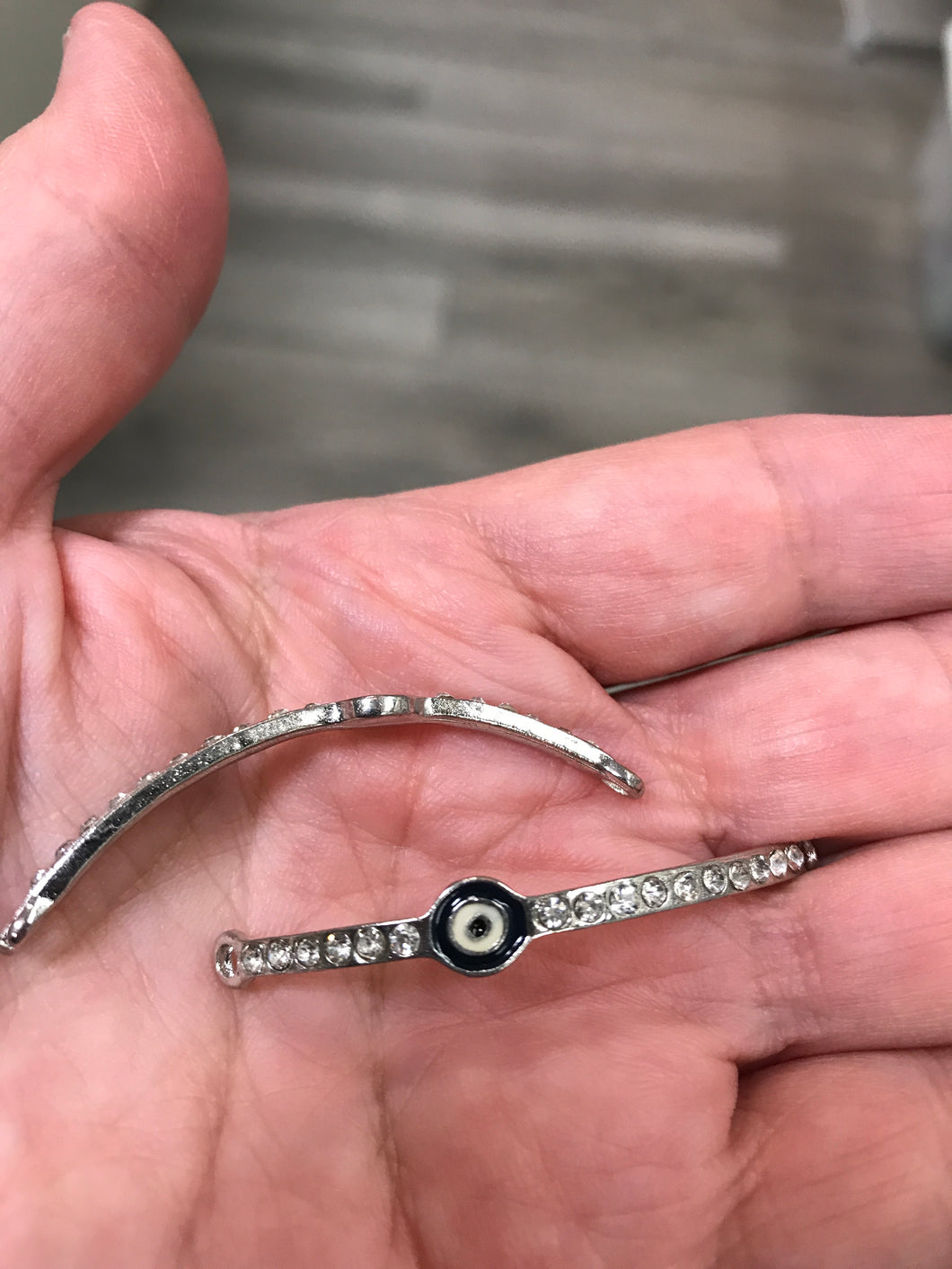 LINK RHINESTONE/ENAMEL EVIL EYE