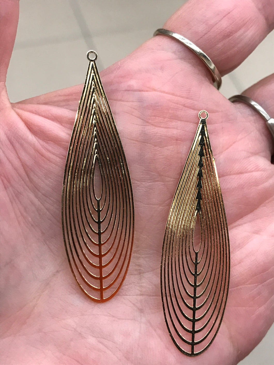 BRASS TEARDROP PENDANT