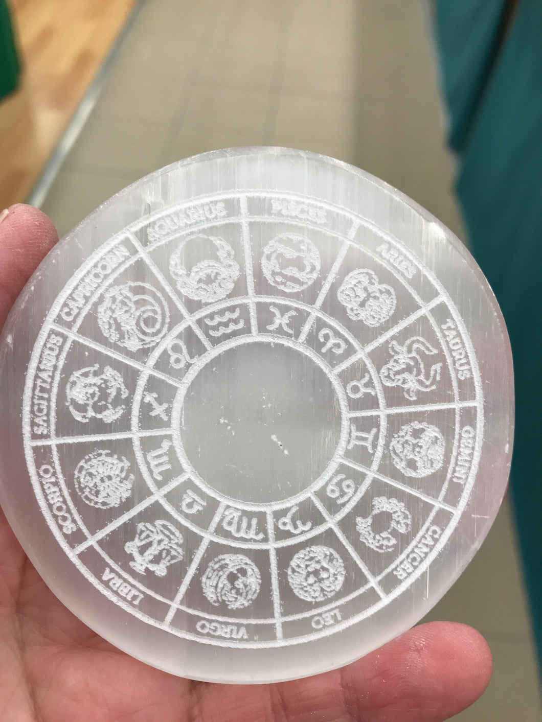 SELENITE CHARGING COASTER ZODIAC