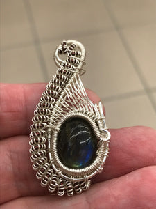 LABRADORITE PENDANT