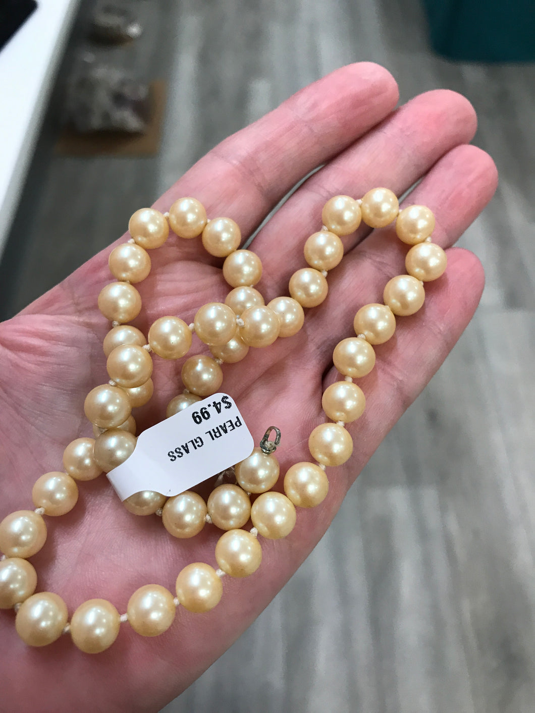 PEARL GLASS CREAM
