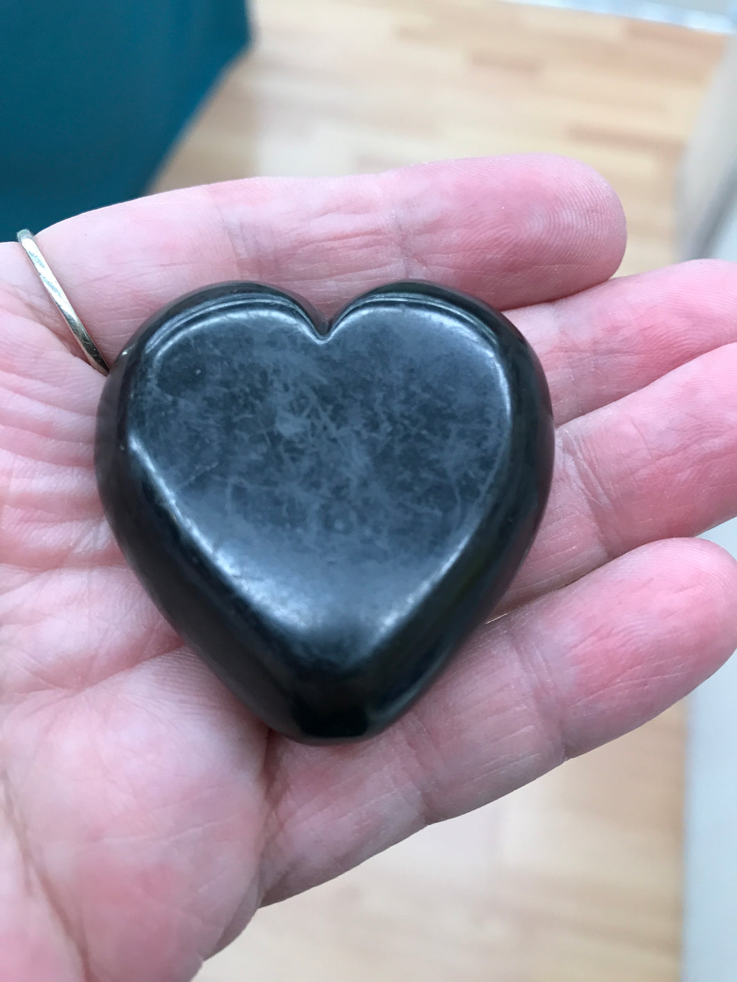 SHUNGITE HEART