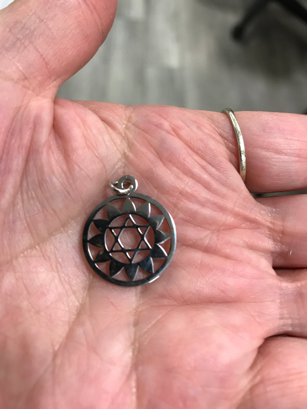 304 STAINLESS CHARM ANAHATA