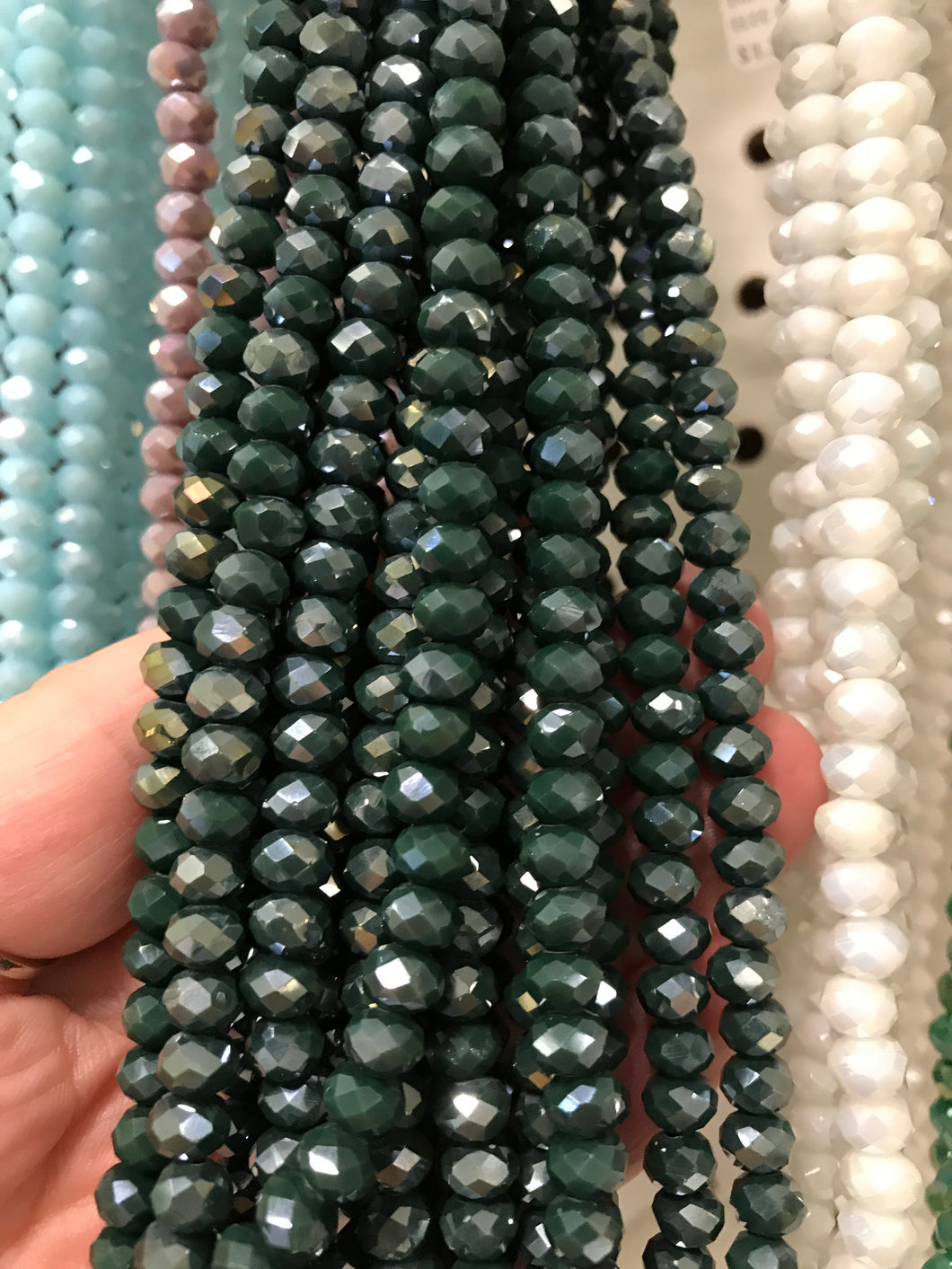 ELECTROPLATED GLASS FACETED FOREST GREEN AB