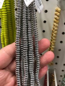 LENTIL 2-HOLE SILVER