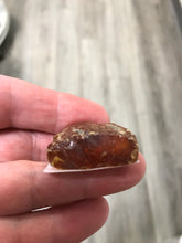 Load image into Gallery viewer, AMBER ROUGH
