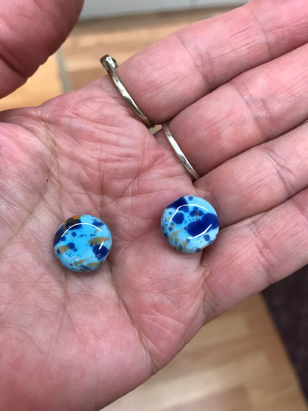 PORCELAIN BEADS