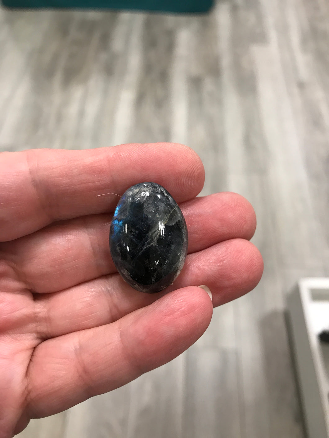 CABOCHON CANADIAN LABRADORITE