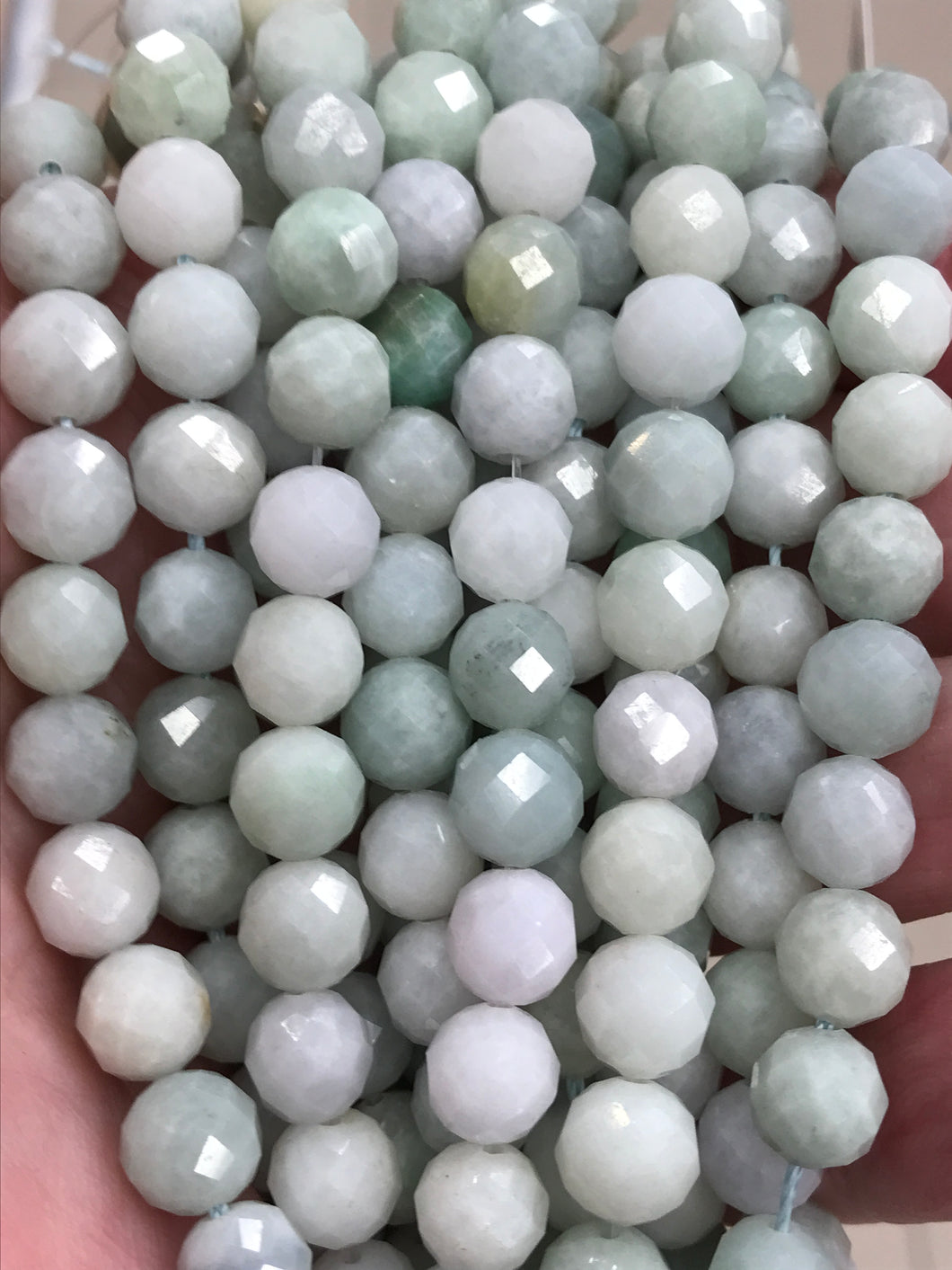 GREEN JADEITE FACETED 8MM