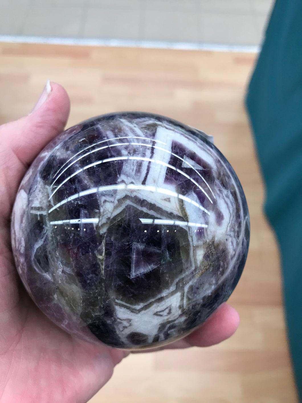 AMETHYST CHEVRON SPHERE
